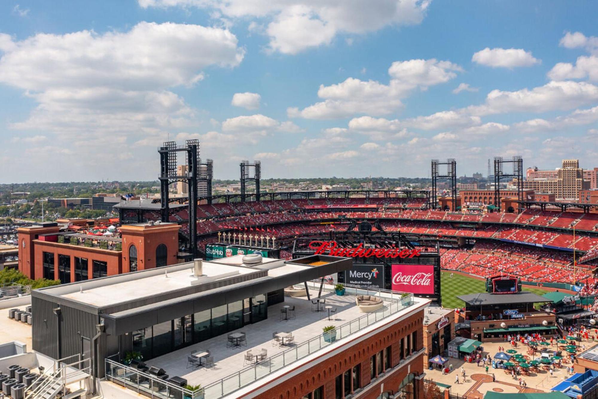 St Louis Cardinals Apartments By Barsala Saint Louis Eksteriør bilde